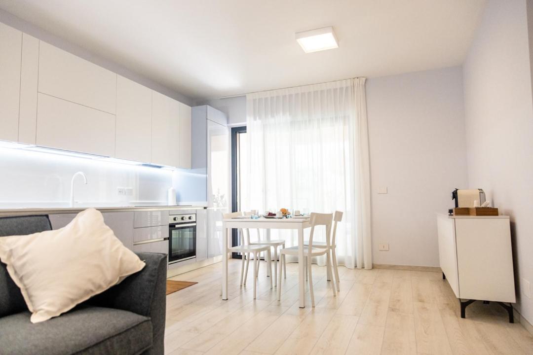 Novatek Apartment 201 Exclusive ペスカーラ エクステリア 写真